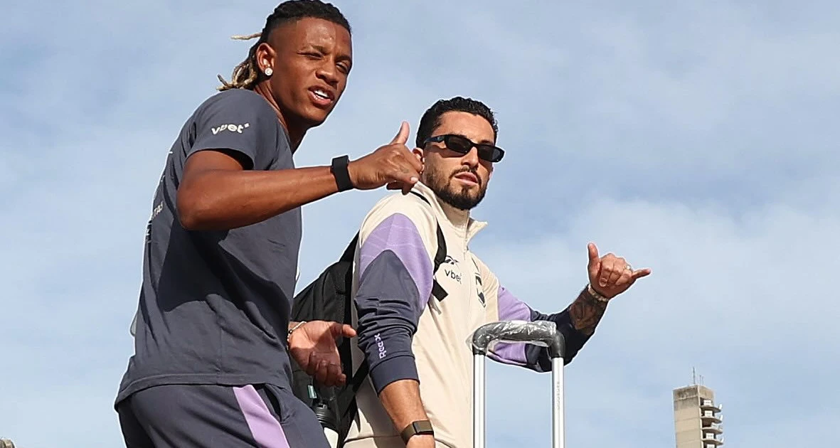 Alex Telles celebra retorno de Danilo ao Botafogo: ‘Ele falou que está disponível para jogar’