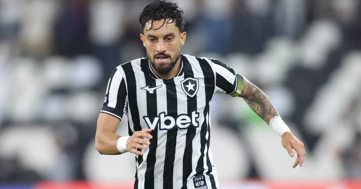 Botafogo vence com gols de Lucas Emanuel e Kadir