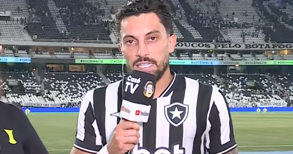 Alex Telles fala sobre respeito ao Botafogo