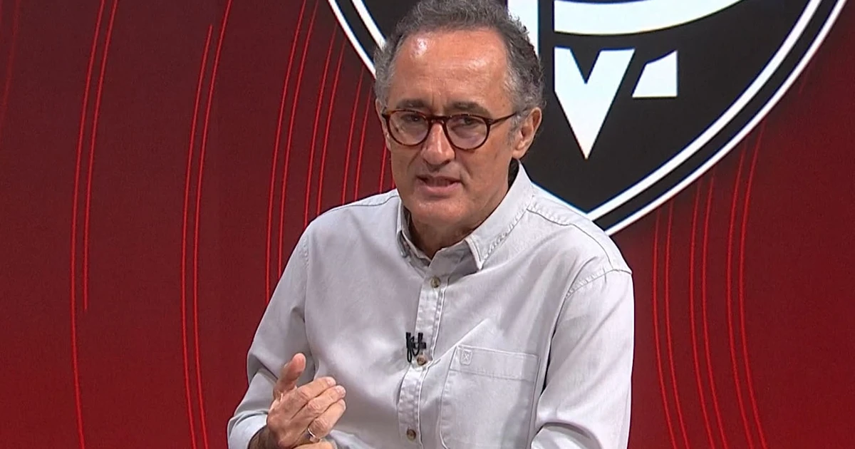 Apresentador ironiza técnico do Botafogo após críticas à imprensa sobre noticiário envolvendo Danilo: ‘Agradecemos pela aula de jornalismo’