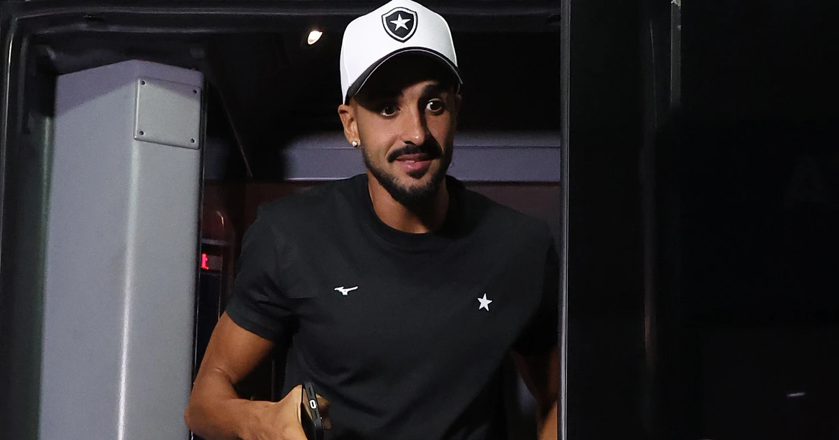 Botafogo avalia mercado e pode buscar reposição para Chris Ramos