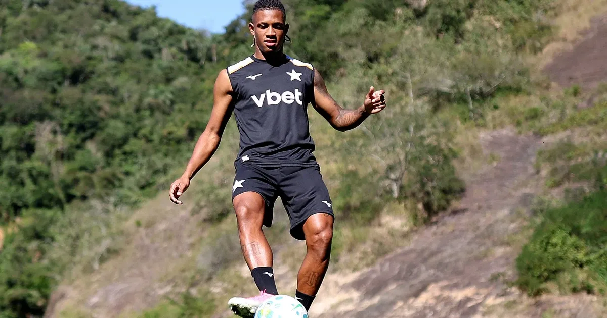 Botafogo vê ‘contrato de gaveta’ feito por Textor e sustenta que multa de Danilo para o exterior é bem acima de € 20 milhões
