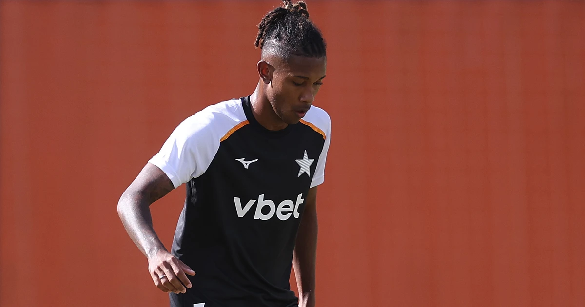 Botafogo deve negociar goleiro, e Ythallo é alvo de clubes da Série B e do Leste Europeu