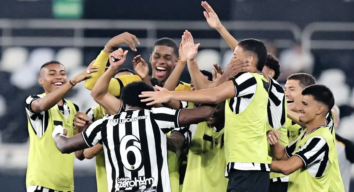 Botafogo elimina Flamengo no Nilton Santos e avança às semifinais do Torneio OPG Sub-20