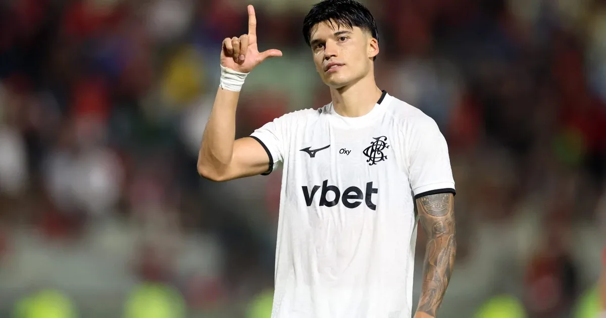 Joaquín Correa se considera melhor que Guillermo Barros Schelotto
