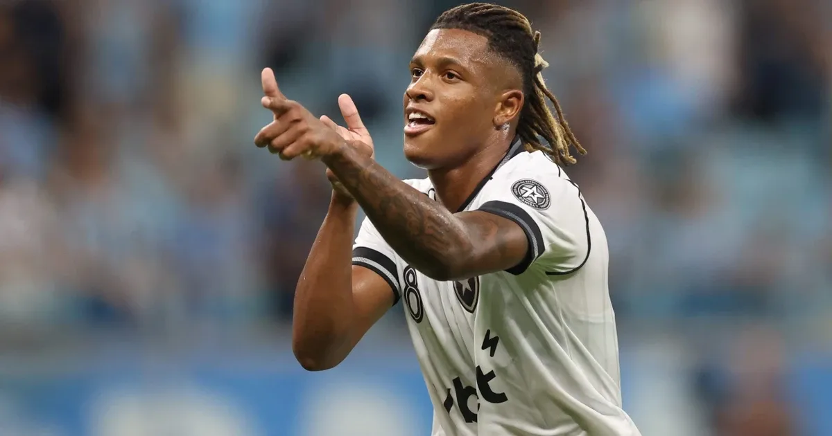Botafogo negocia Danilo com Chelsea