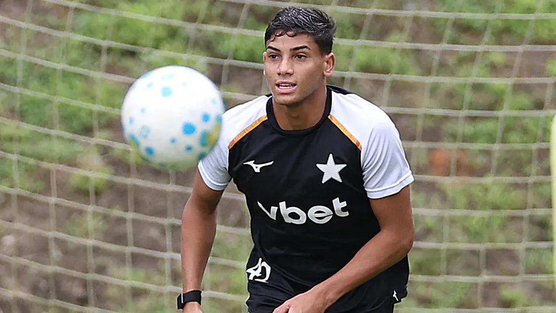 Botafogo pagará R$ 400 mil ao Remo para ampliar empréstimo de Kadu; opção de compra muda