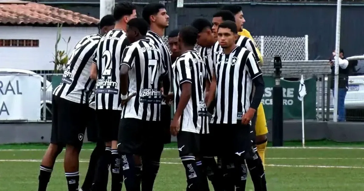 Botafogo perde para Santos por 4 a 1