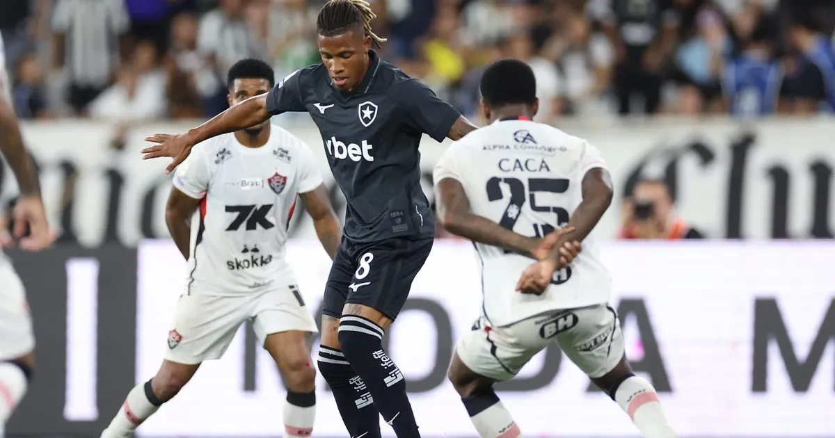 Botafogo para em Lucas Arcanjo e fica no 0 a 0 com o Vitória no Nilton Santos