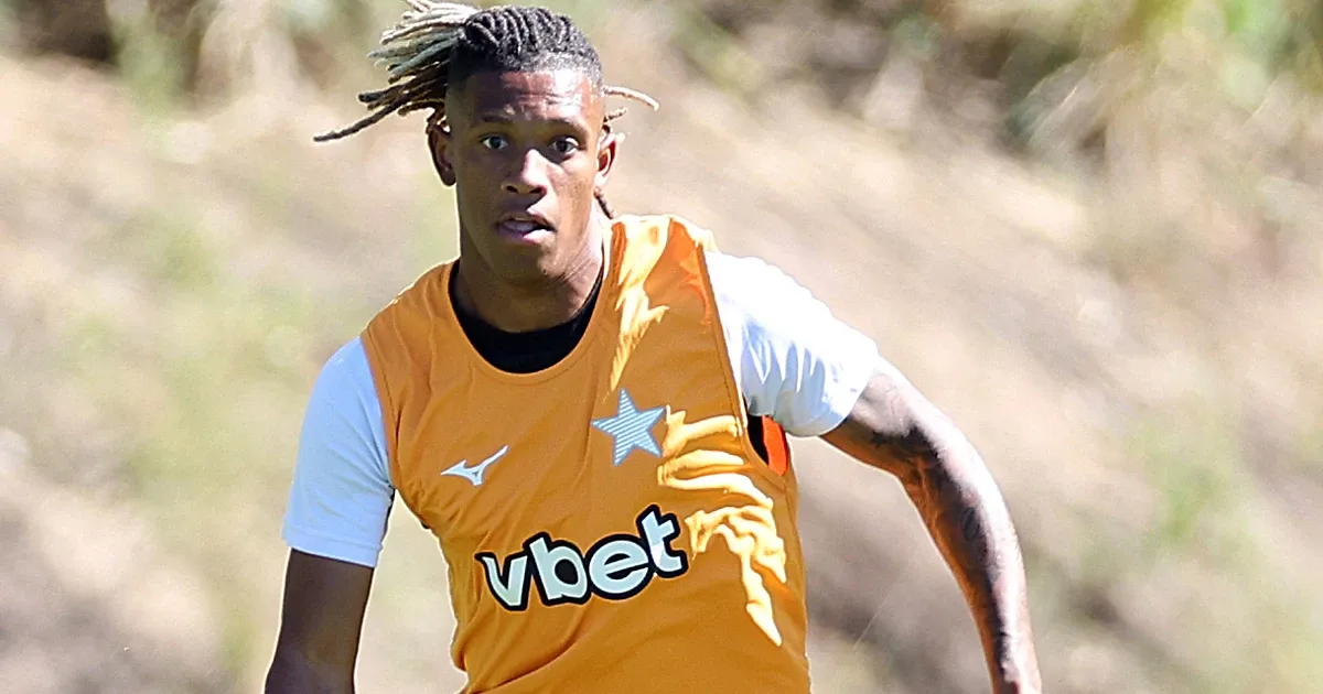 Danilo não deve atuar contra Vitória