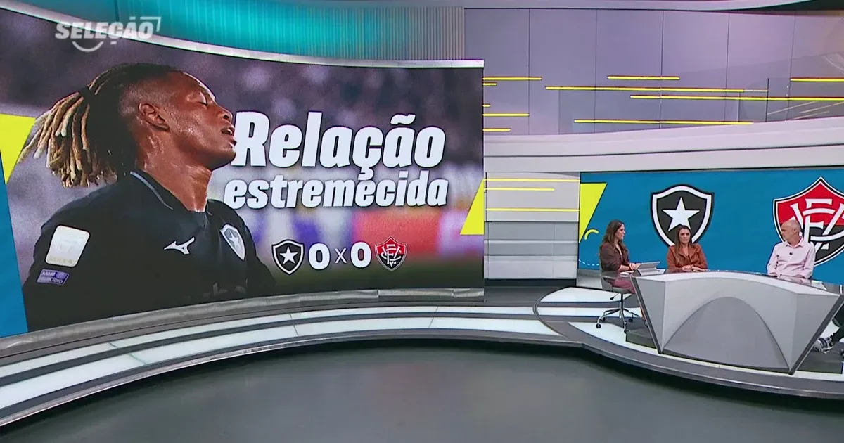 Comentarista diz que ‘todo mundo perdeu’ na novela Danilo e critica técnico do Botafogo: ‘Beirou o ridículo, discurso durou 40 minutos’