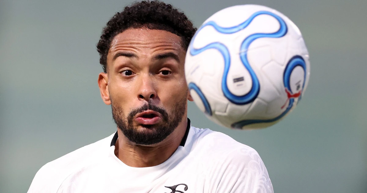 Lyon e CSKA demonstram interesse em Vitinho; Botafogo pede pelo menos € 7 milhões