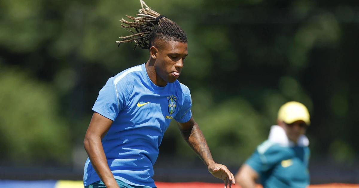 Danilo vai comunicar ao Botafogo desejo de ir para o Palmeiras ao voltar do recesso pós-Copa, diz repórter