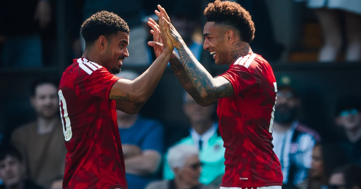 Ex-Botafogo, Igor Jesus faz ‘gol que Endrick não fez’ em vitória do Nottingham Forest em amistoso