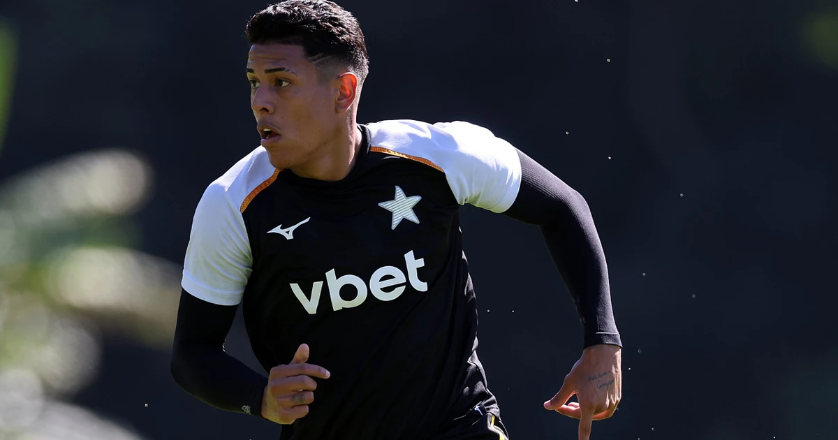Com Feyenoord de olho, Botafogo reduz pedida para negociar Matheus Martins, diz site holandês