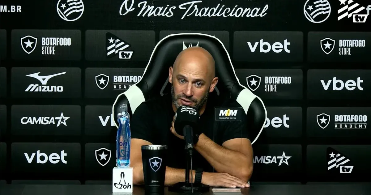 Franclim destaca após Botafogo 2 x 1 Santos: ‘Estamos a ver uma estrela a brilhar que vem ao nosso encontro com coisas boas’