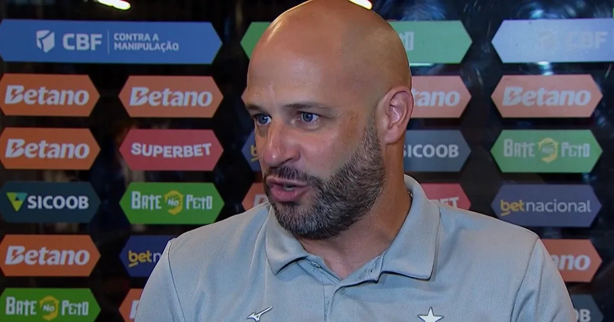 Franclim faz discurso forte ao ser questionado sobre Danilo: ‘Nem todo mundo tem respeitado o Botafogo, o jogador e o futebol brasileiro’