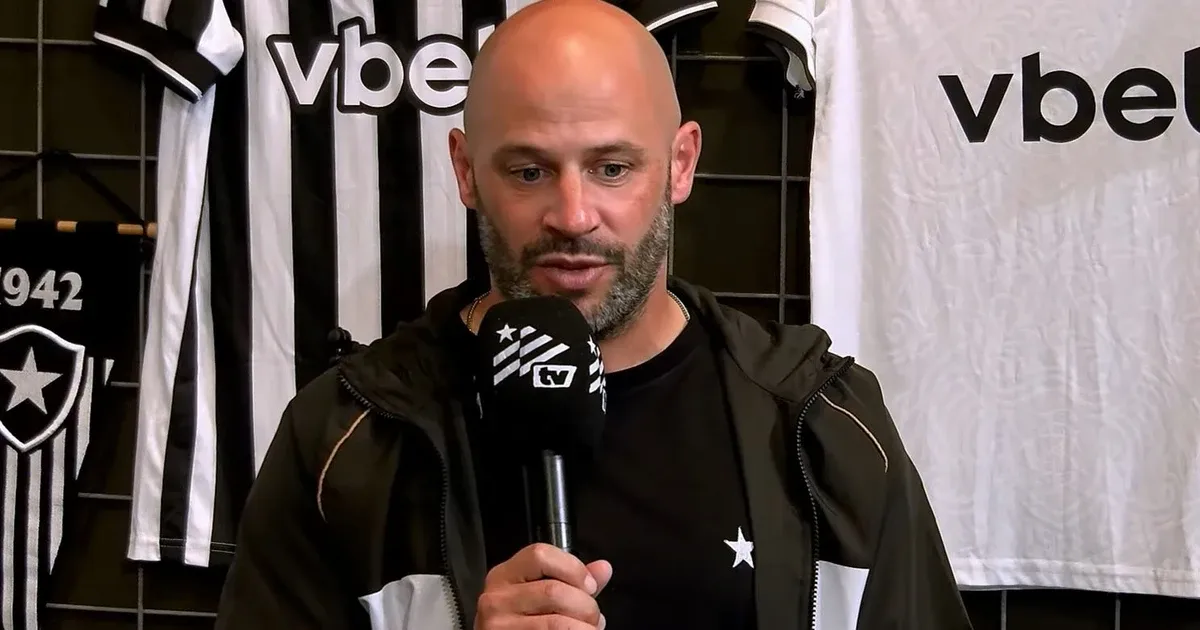 Franclim passa a limpo sondagem do Vasco e mira ‘escrever história bonita’ no Botafogo: ‘Me transmitiram aqui uma segurança difícil de sentir no futebol’