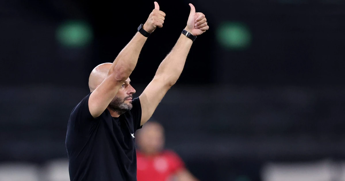 Franclim não antecipa titular para domingo e se diz satisfeito com novos goleiros do Botafogo: ‘Feliz pela diretoria atender meu pedido’