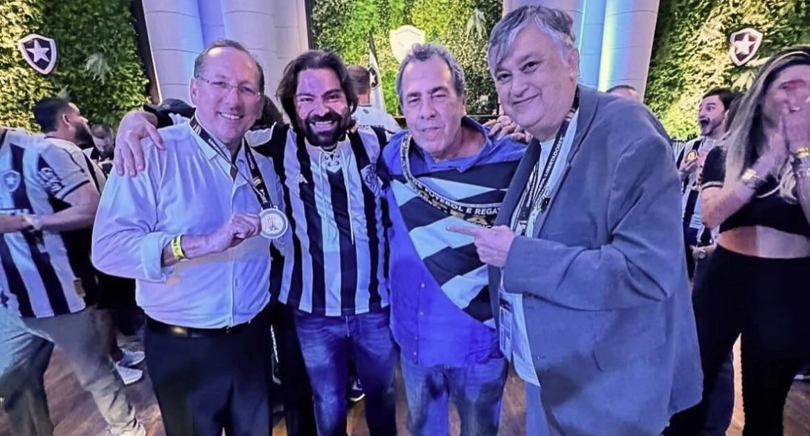 John Textor notifica presidente do Botafogo e Montenegro e cita ‘inverdades’ em entrevistas