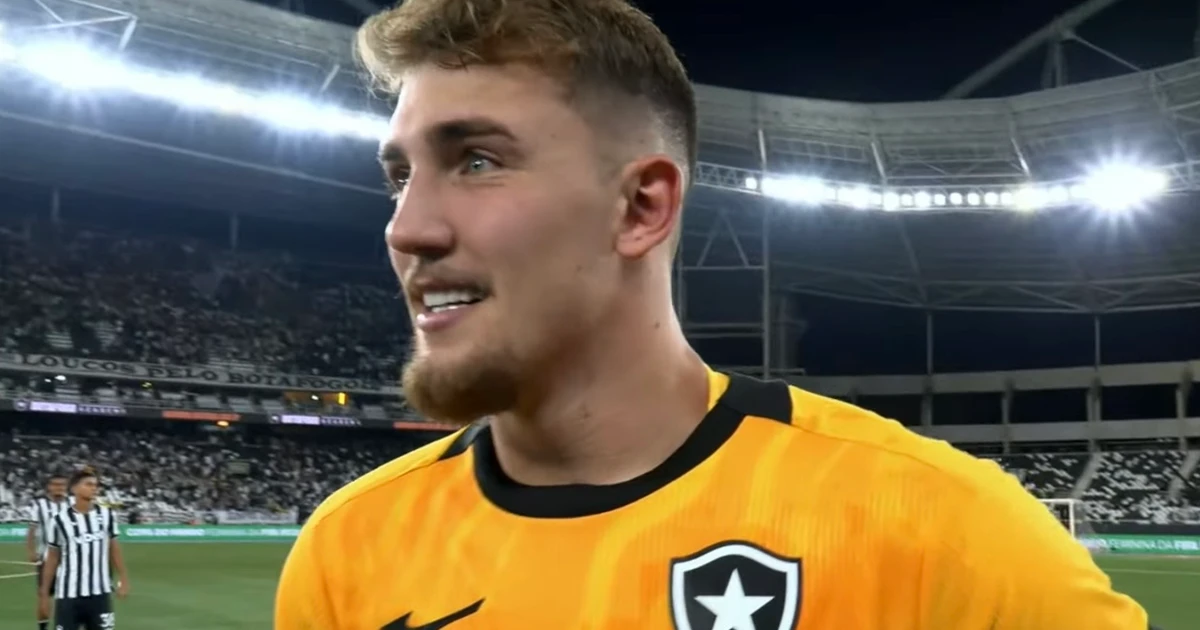 Léo Linck vibra com grande atuação pelo Botafogo: ‘Agradeço a Deus e a esses caras, estavam comigo no momento de desânimo, de erro’