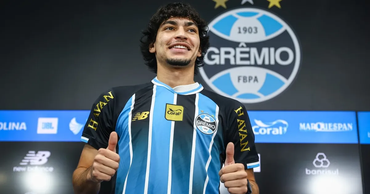 Grêmio apresenta Matheus Nascimento