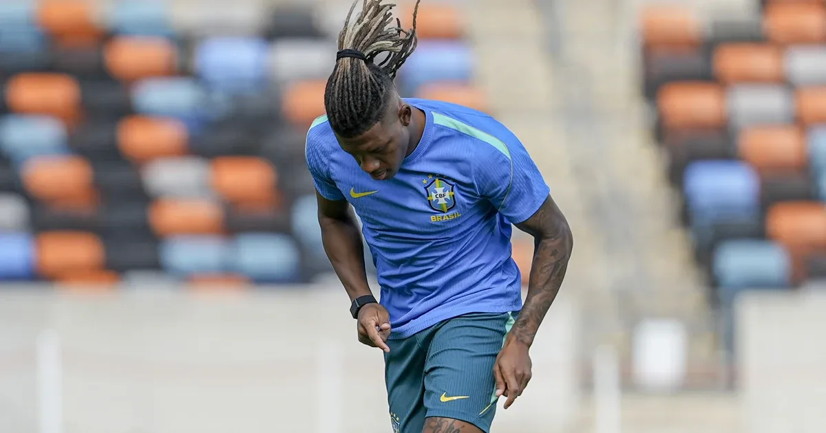 Nicola: Danilo não se valoriza na Copa e deve sair do Botafogo por até € 30 milhões; Flamengo e Palmeiras não formalizaram propostas