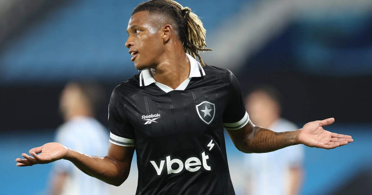 TV: Palmeiras não pretende chegar às cifras projetadas pelo Botafogo para vender Danilo