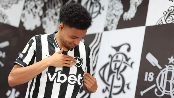 Paulinho cita boas referências de Gregore e exalta acerto com Botafogo com cinco meses de atraso: ‘Oportunidade gigante’