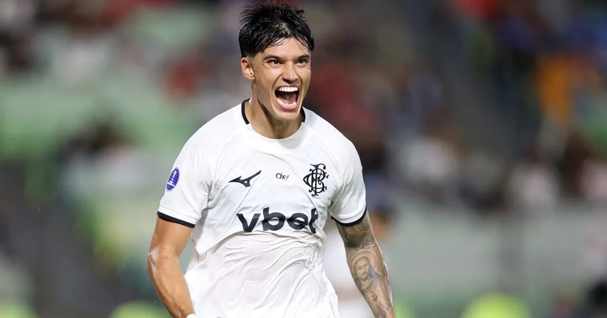 Sob transfer ban, Estudiantes confirma interesse e contatos com Joaquín Correa, do Botafogo: ‘Seria fantástico’