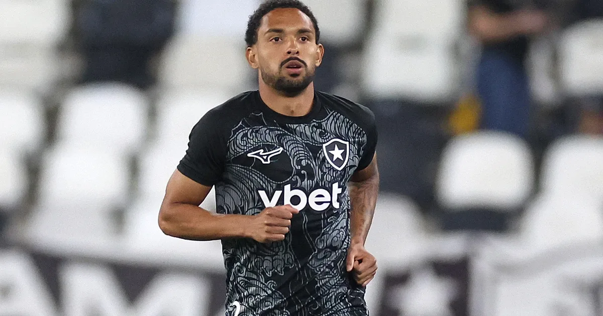 Zenit não contrata Vitinho do Botafogo