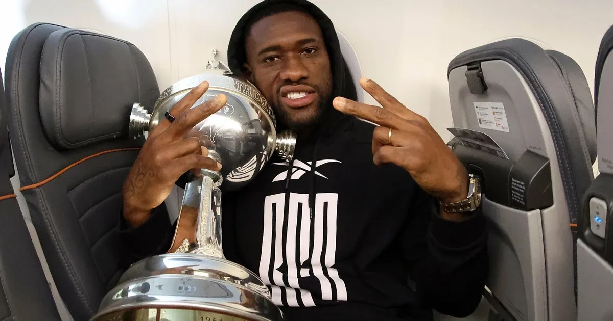 Bastos se despede do Botafogo